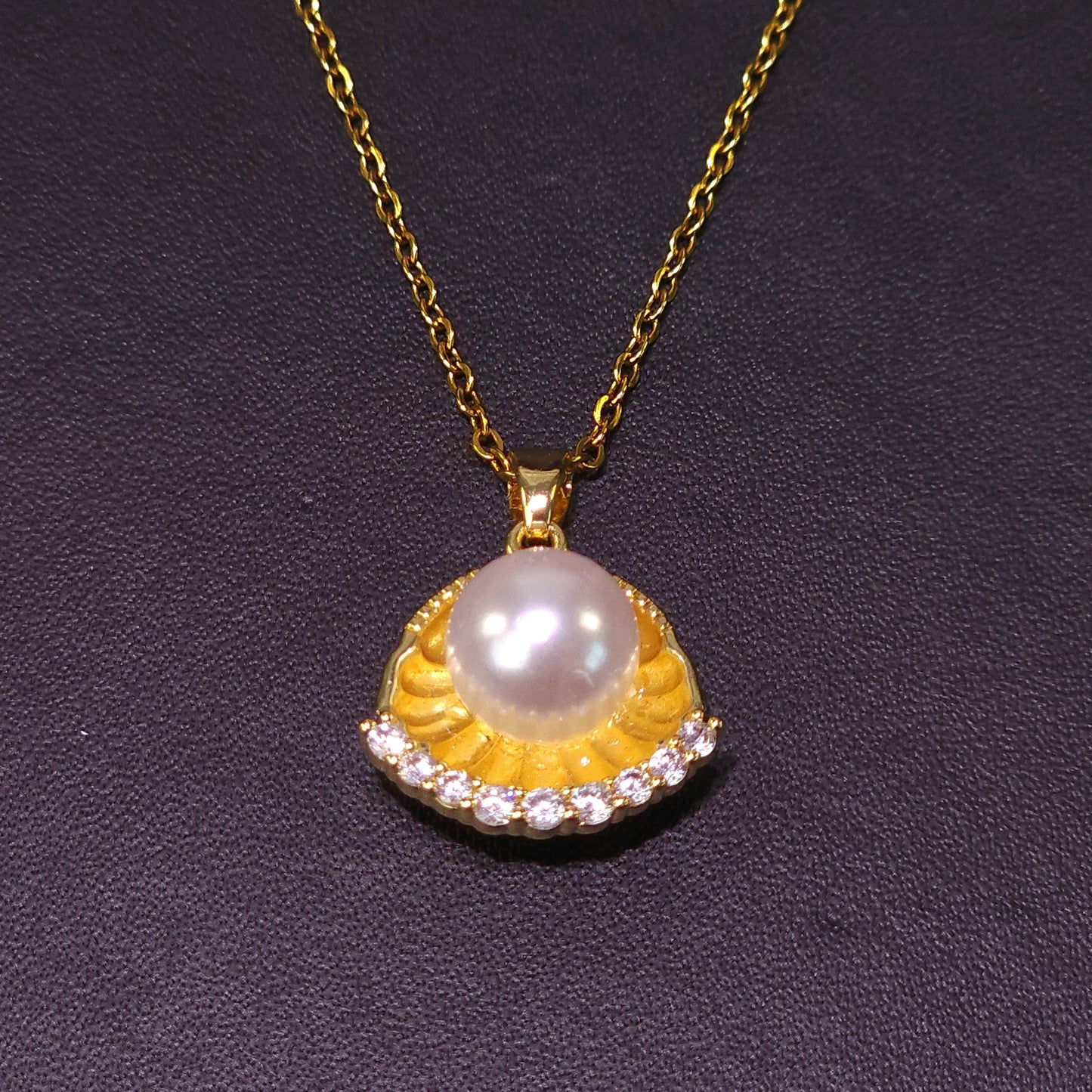 Necklace｜Golden Oyster Pearl Pendant Necklace | CZ Seashell Statement Charm