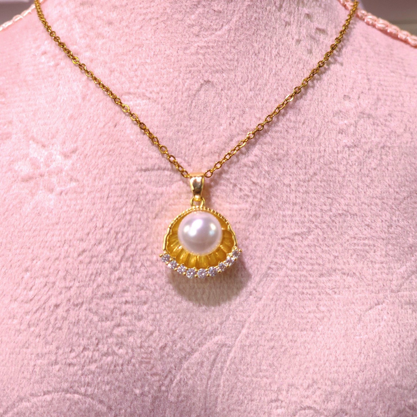 Necklace｜Golden Oyster Pearl Pendant Necklace | CZ Seashell Statement Charm